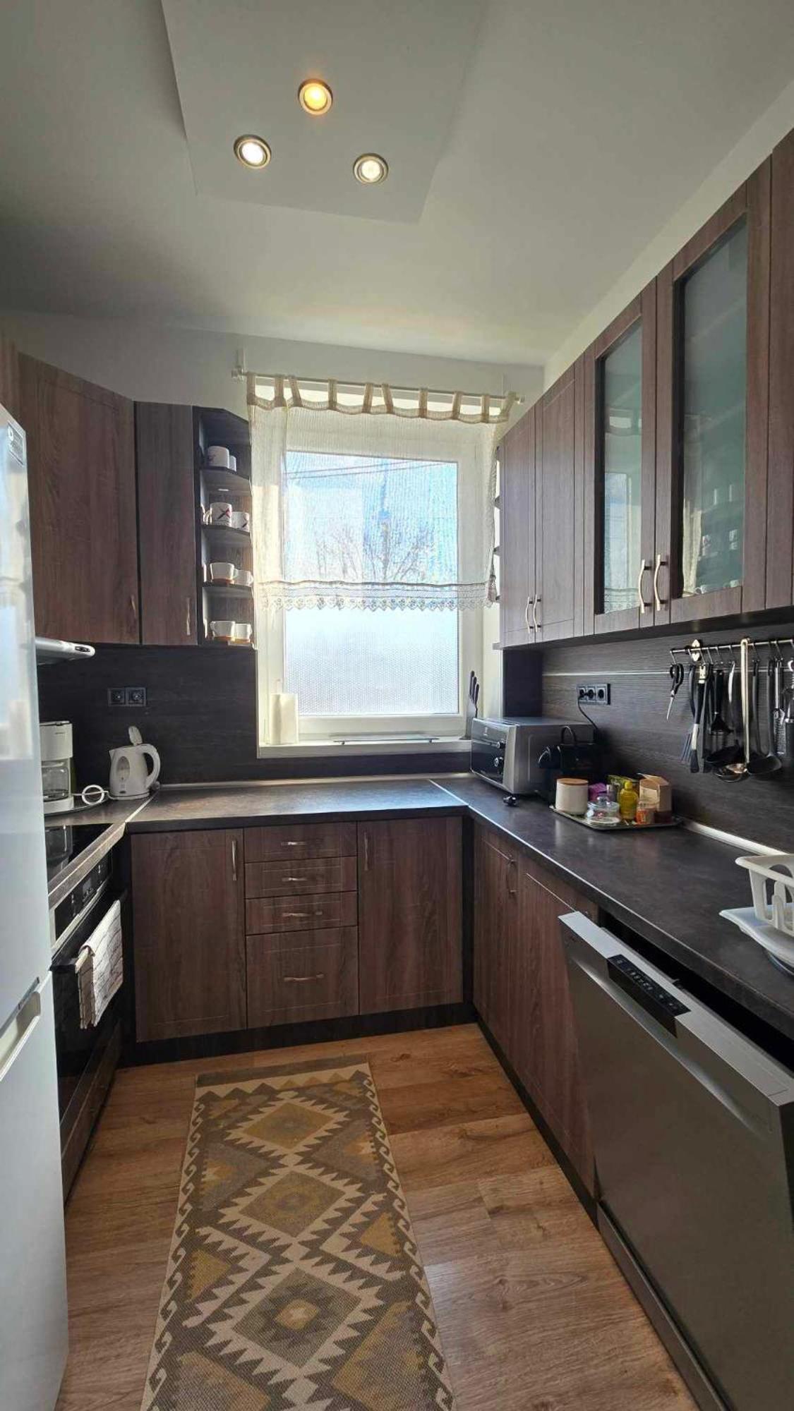 Aqua Apartman Tiszaújváros Exteriör bild