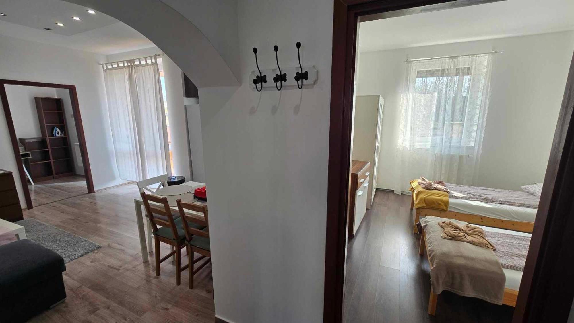 Aqua Apartman Tiszaújváros Exteriör bild