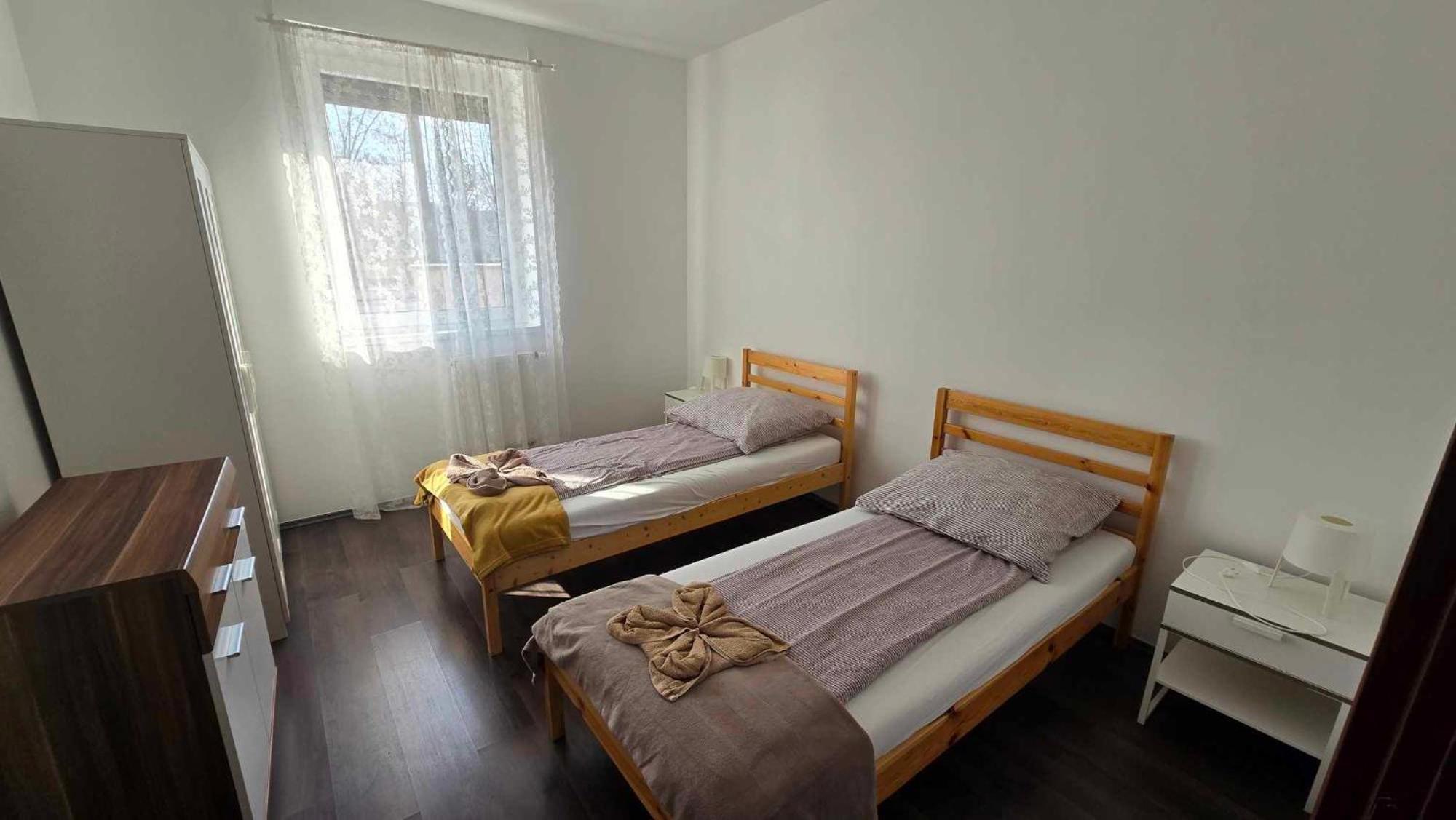 Aqua Apartman Tiszaújváros Exteriör bild